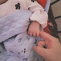 预产期7月15日，到前天7月27日（6月初7）下午7点零7分，终于顺产8斤女宝😁，这么多的7，也验证了确实...