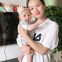各位宝妈们，我们家宝宝4个月20天了，现在只吃伊可新AD，还需要补充别的么，D3、DHA、鱼肝油……都什么...