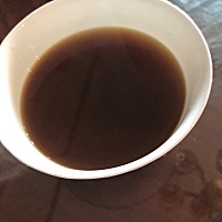 断母乳第一天。