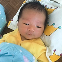 有没有宝妈遇到过母乳性黄疸的？？是不是一定要停掉母乳啊？