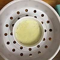 今天因为我要吃探鱼，把宝宝放店里的儿童座椅上，我也没有检查，只是交代爸爸。 吃完，发现额头划伤了，...