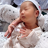 看着可儿一天天长大心里是欣慰的