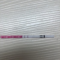 软件显示8号排卵日，5号测出来是这样的，会看的姐妹帮忙看看算算是阳吗