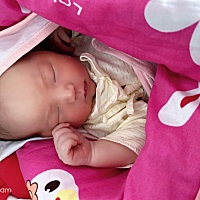 宝贝出生的第四天，超快顺产，8月2号凌晨4点多去的医院，到医院已经开4指了，完了做各种检查，检查完办...