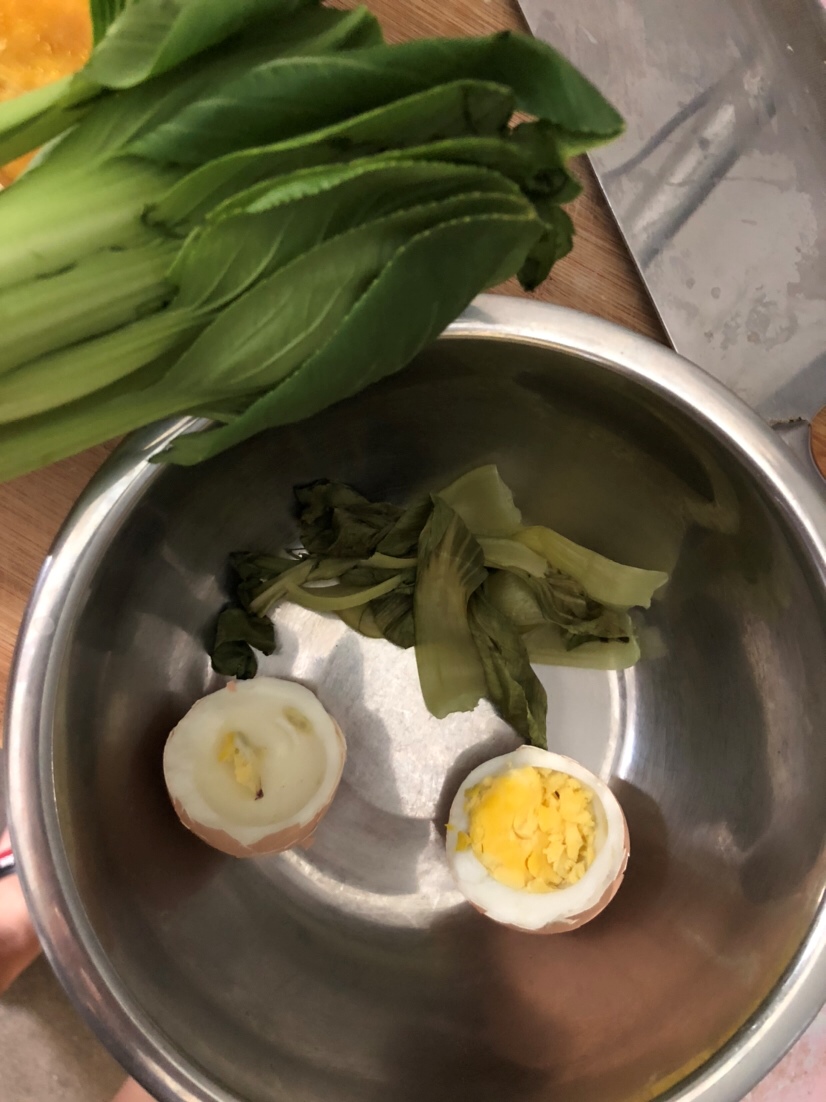 我婆婆给宝宝做的辅食 这颜色