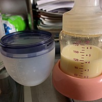 好开心😃早上半个小时榨汁120毫升......追奶成功了……