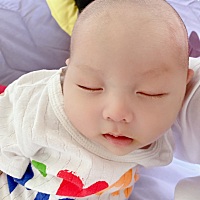 一个月的时间长的好快啊！摆脱儿子你能晚上多睡会吗？老母亲快被你熬死了！🥱🥱🥱