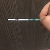 从30号到今天差不多都有安排同房  刚刚测了以后又是大白板   还有希望吗？每天同房会怀孕吗？