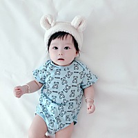 给宝宝买了好多连体衣爬服 每一款面料都超级舒服 柔软又亲肤 怎么看都好看💁‍♀️ 宝宝的衣橱里怎么...