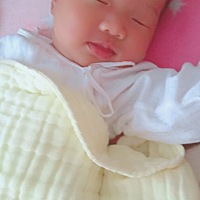 宝宝今天27天，因为咳嗽发烧住院了，心疼死了。真舍不得…肺炎必须住院吗？至少要一周才能出院