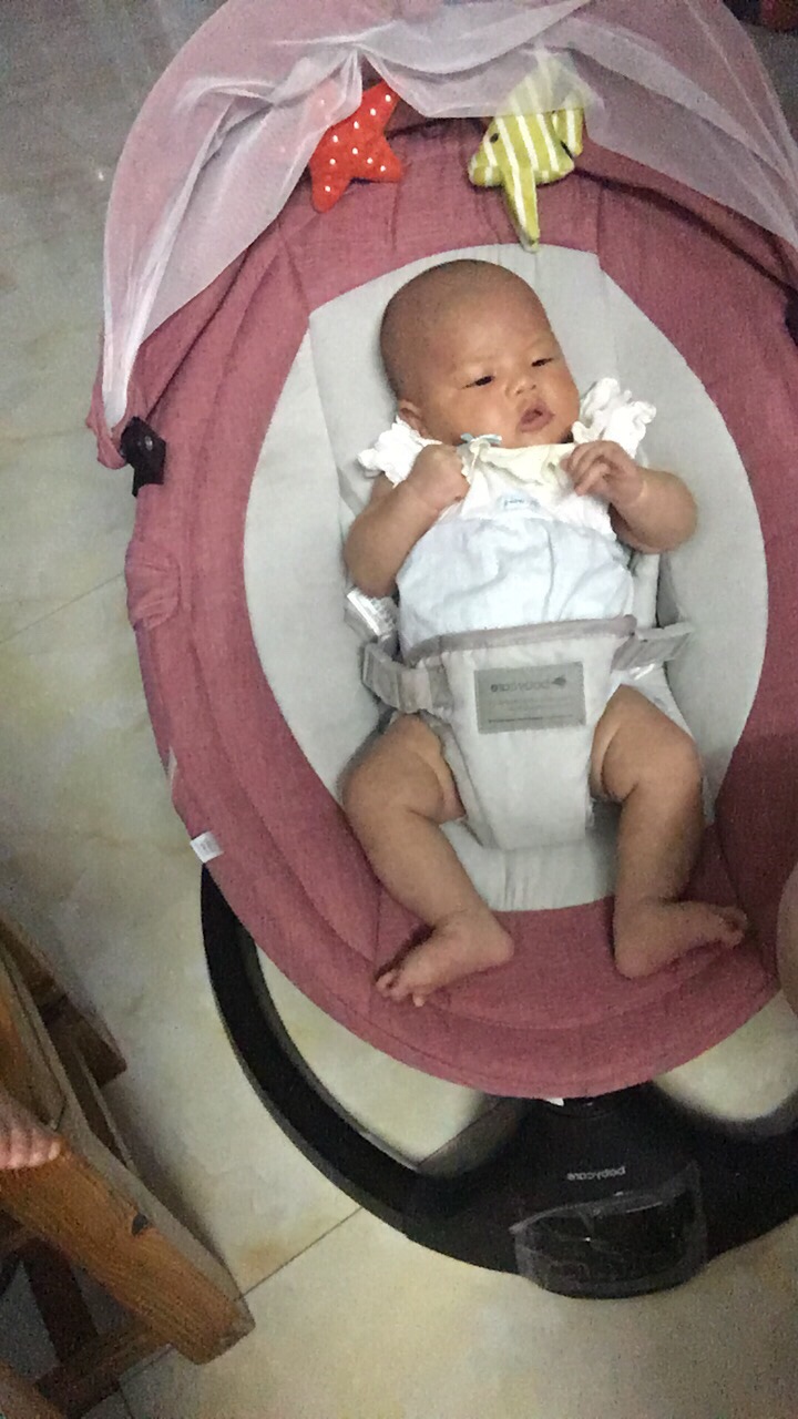 小女一个月零5天