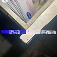 大家帮我看看，11号打的破卵针，今天晚上拿试孕纸测的