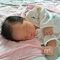 8.11刨腹二胎男宝一枚，从此儿女双全，愿天下所有宝宝健康快乐😊