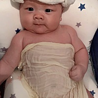 我老公的妹妹已经被我公公惯坏了，之前给她一瓶爽肤水让妹妹给我婆婆用，我婆婆没收就放在了客厅的桌子...