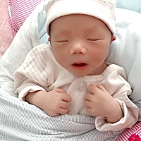 希望宝宝的黄疸快点降到正常值，麻麻不想看到你照蓝光要遭罪，求菩萨保佑🙏