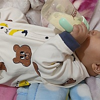 有没有同款，六七个月就开始喜欢站，一会儿功夫不在身边就去站着