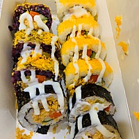 在郑州的日子总感觉在梦境里，我是打不死了小强，不能忘了！昨天去动物园，看的老虎狮子被关在笼子里不...