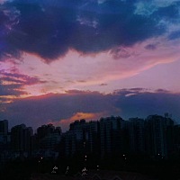 新婚夫妇，也不懂，前两天两次外射的，而且试了很多次进不去，今晚上进去了，大概40分钟，只能说真的痛...