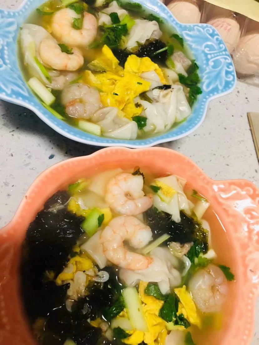 产后第一周吃点软糊的容易消化 没有吃肉汤来补