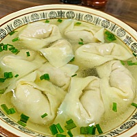 发现，不工作以后反而没有睡懒觉的习惯了。￼每天规定自己11:00前必须睡觉，8:00前起床，养成规律的作息...