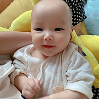 与你相处的第150天 女儿健康快乐白白胖胖长高高 爱过你这件事，是妈妈最幸福的事。