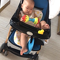 五个月22天宝宝出疹子了，高烧了整整三天三夜，心疼死了刚开始是低烧37.5度左右，一夜之后烧到38度，第...