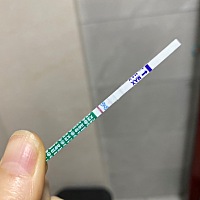 月经日刚过一天，平时都是提前两天来，还有这个月就同房了一次，可能怀孕吗 ？好浅好淡啊，好害怕炸糊