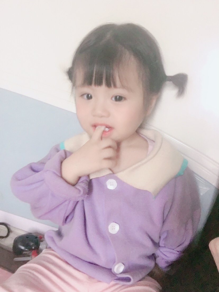 一岁八个月了