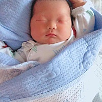 之前医生说我这胎宝宝大   可能有8斤多    没想到生出来会9斤😂  太遭罪了   说说我顺产经历吧😭 之...