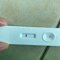 以前来大姨妈都会提前一个星期胸部痛，可这次没啥动静，今天应该是来姨妈的日子，但我感觉应该中了，我...