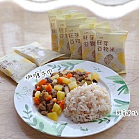 10月辅食打卡Day3 胚芽米可以给宝宝提供更丰富的营养，牛肉是补铁的好帮手，光盘让老母亲很欣慰！ #科学...