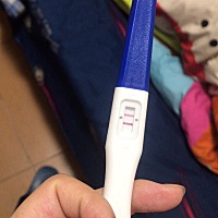 这次真的是双杠了。开森。。备孕n个月了，总算没有失望。接好孕。。