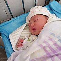 9月21号11点多肚子有点不舒服，就去我们镇上的医院检查，去做胎监，医生然后叫我去上个厕所在来做胎监然...