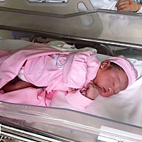 出生时二宝8.6斤，经过100天的不懈努力涨到了9公斤啦🤣，我也从产前138斤经过3个月的时间恢复到了怀孕...