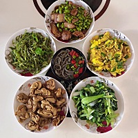 42天体检，宝贝一个半月长了5斤，我在保证奶量的情况下，减轻了7斤，饮食丰富，营养均衡，希望宝贝健康...