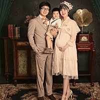 恋爱十年，结婚5年。去年刚有了大宝，今年又迎来了小宝。希望以后的日子越来越好💕。