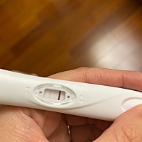 离月经还有3天，测得这样是怀孕吗？