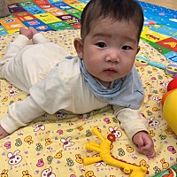 今年4.21剖宫产足月女婴，半岁的时候，发现再次怀孕了，心里很纠结，想继续妊娠，生下来给女儿做个伴，...