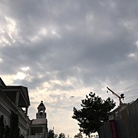 今天 本来我和老公 还有婆婆 带着孩子去体验早教课  想着现在北京疫情也不严重了 就带着孩子坐了公交车 ...