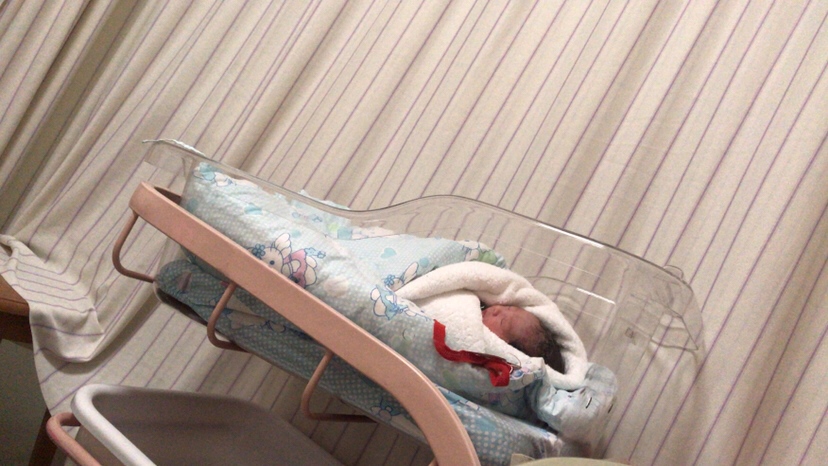 刚出产房