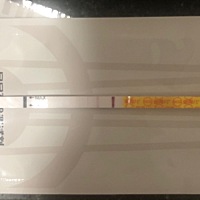 这个淡淡的，是有了吗？😂😂还是说去医院检查一下比较好。