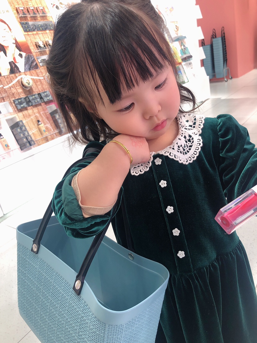 我可以买个润唇膏么，为什么要长大了才可以