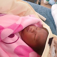迟到的在圈里报个喜 10.19中午11:37分算超快顺产喜提男宝一个🌚 当天凌晨12点开一指办理住院，手续办...