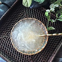 生理期可以吃燕窝吗？ 当然可以！①生理期由于血液流失，食用燕窝不仅可以补充蛋白质等营养成分还可以适...
