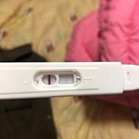 今天下面有点见红，不知道怎么了，大家帮忙看看是不是有了。