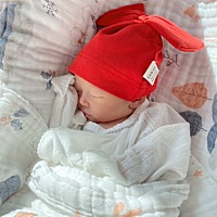 1.你睡得越久越好：如果你睡得太久，你可能会无精打采，人们看起来很懒； 2.你睡得越早越好：最好晚上9...