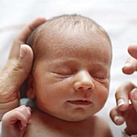 1.睡眠与睡姿 2.宝宝穿衣 3.宝宝喂养 4.宝宝洗澡 5.新生儿脐带护理 6.纸尿裤 7.接种疫苗 8.宝宝晒太阳 9...