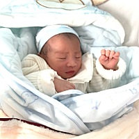 宝宝六天了  有什么方法可以让母乳变多吗☹️