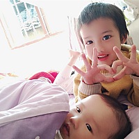 我见过嘴上说有多疼孙子孙女的，跑去跟村里人说儿媳妇不给她带，却几次三番的忘记去学校接我女儿，留她...