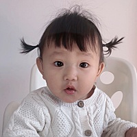 从怀孕到生孩子每天都在怀孕管家上各种查。生完孩子后就卸载了。今天突然想起来了。在更个长大的照片吧！
